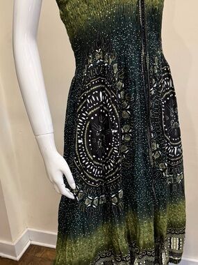 Women’s Green Patterned Maxi Dress with elastic bust